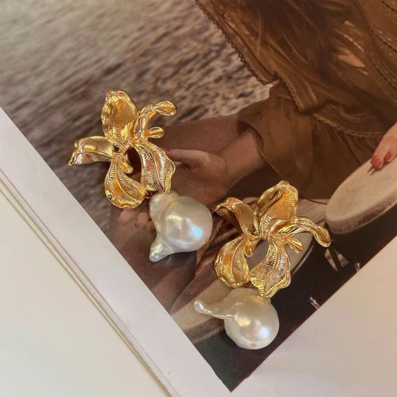 Vintage Baroque Pearl Drop Earrings – Romantic Iris Design