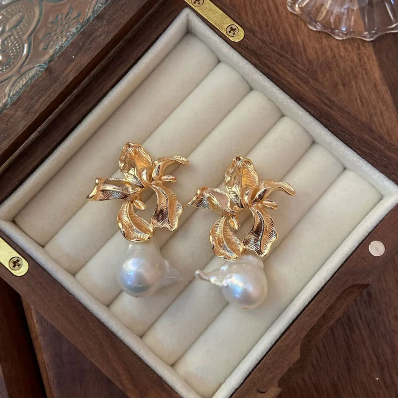 Vintage Baroque Pearl Drop Earrings – Romantic Iris Design